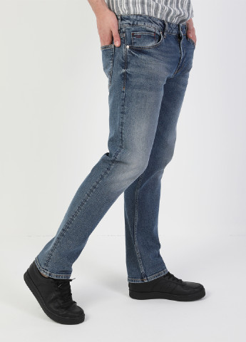 Светло-синие демисезонные регюлар фит джинсы 045 DAVID Colin's