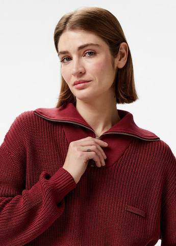 Красный демисезонный свитер Les Benjamins 301