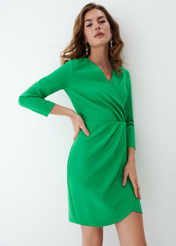 Зеленое кэжуал платье футляр, на запах Mohito однотонное