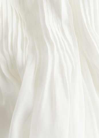 Белое кэжуал платье плиссированное H&M однотонное