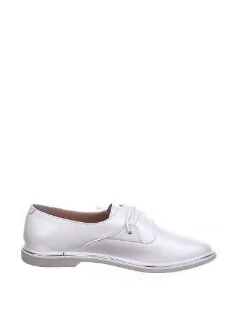 Туфлі Pera Donna однотонні білі кежуали