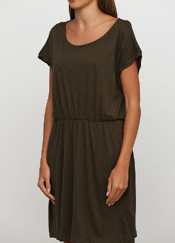Оливковое (хаки) кэжуал платье платье-футболка H&M однотонное