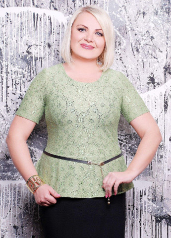 Зеленая летняя блуза из гипюра паула оливковая Tatiana