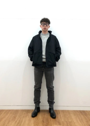 Серый демисезонный свитер Uniqlo