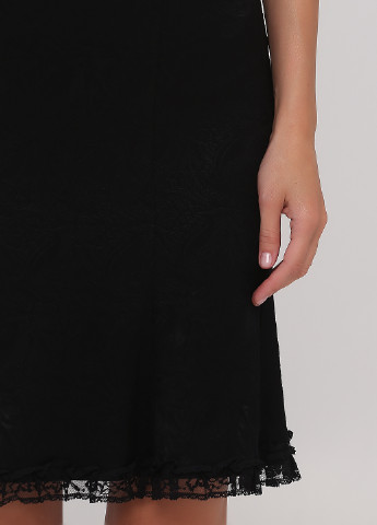 Чорна коктейльна плаття, сукня футляр Petro Soroka однотонна