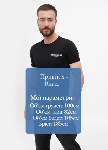 Черная футболка Hanes