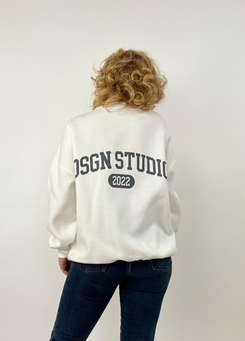 Молочний світшот Boohoo напис без декору (303107996)