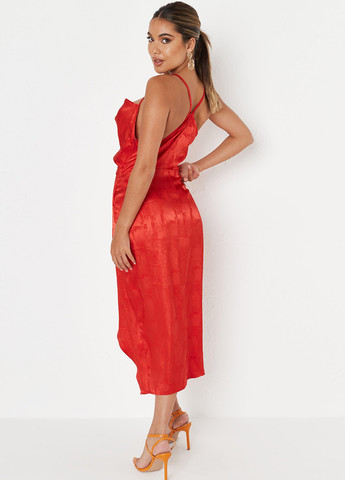 Красное кэжуал платье на запах Missguided однотонное