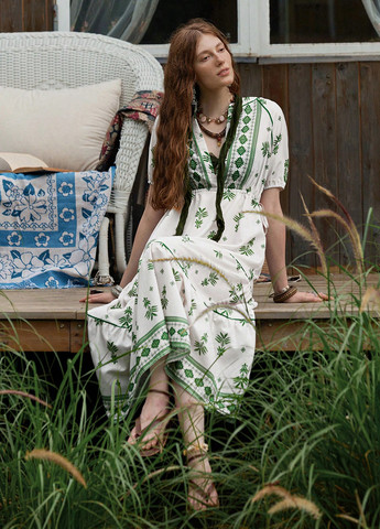 Молочна кежуал сукня а-силует SHEIN з малюнком