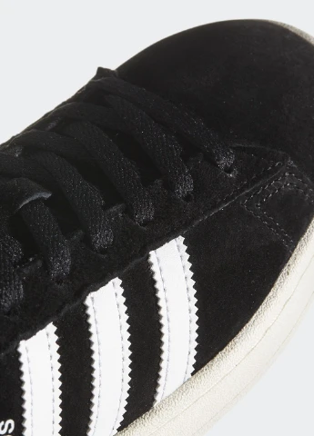 Черные демисезонные кроссовки adidas