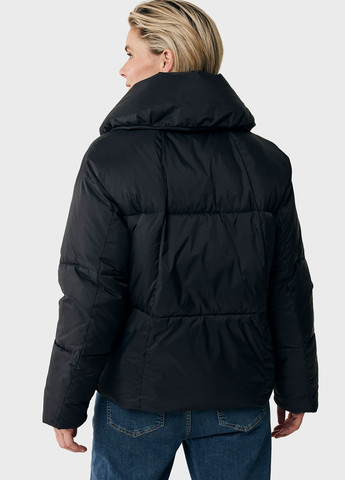 Чорна зимня куртка Mexx