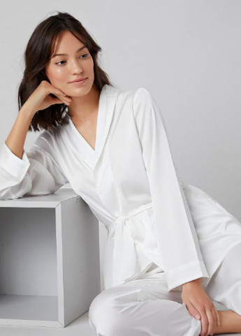 Белый демисезонный комплект (блуза, брюки) Ghazel