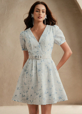 Белое праздничный, кэжуал платье клеш SHEIN с рисунком