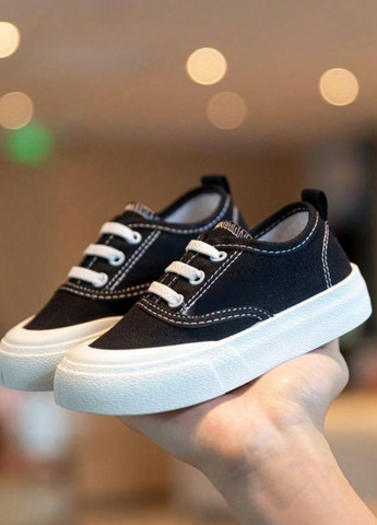 Черно-белые кеды SHEIN