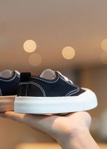 Черно-белые кеды SHEIN