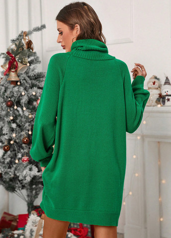 Зеленое кэжуал платье платье-свитер SHEIN с новогодним принтом