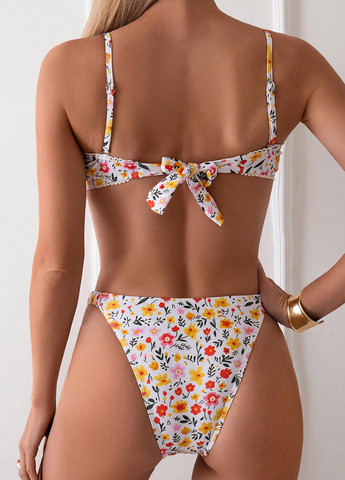 Комбинированный летний купальник (лиф, трусики) балконет, раздельный SHEIN