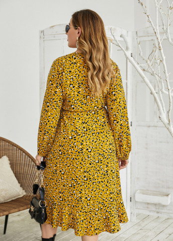 Желтое кэжуал платье женское с леопардовым принтом socialite, жёлтый Berni Fashion PLUS леопардовый