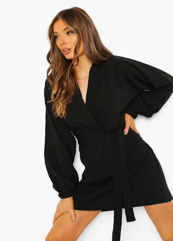 Черное кэжуал платье Boohoo однотонное