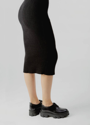 Черное кэжуал платье "" классическое в рубчик длины миди romashka Ромашка однотонное