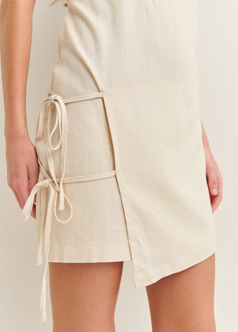 Кремовое кэжуал платье на запах SHEIN однотонное