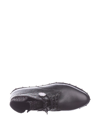 Осенние ботинки дезерты Alvito с металлическими вставками