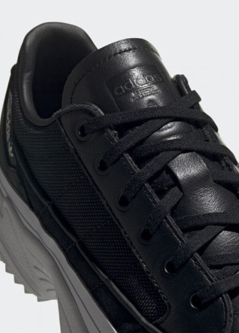 Черные демисезонные кроссовки adidas Kiellor W