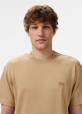 Бежевая футболка Lacoste
