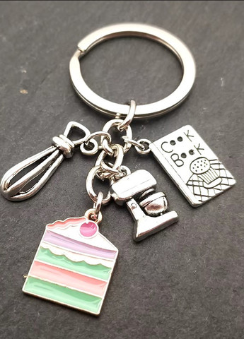 Брелок для кондитера, 6,6х4 см No Brand (306443942)