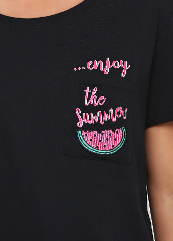Чорна літня футболка Terranova
