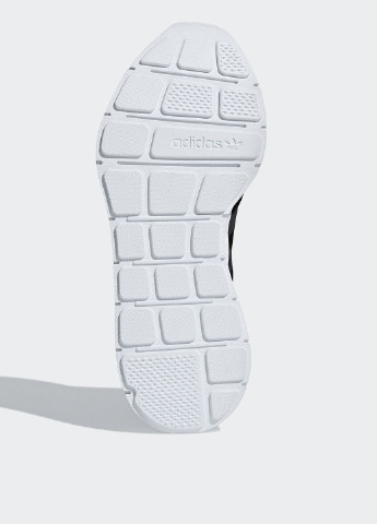 Черно-белые всесезон кроссовки adidas