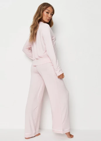 Пудрова всесезон піжама (кофта, штани) кофта + брюки Missguided
