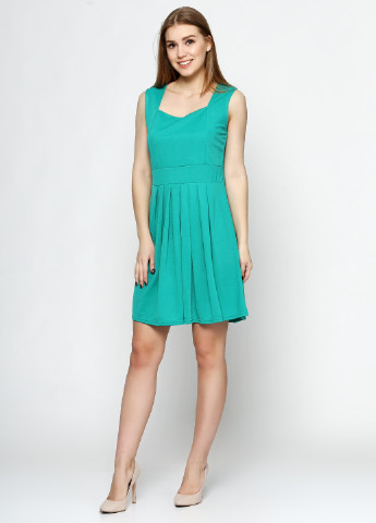 Зеленое кэжуал платье Ds Fashion однотонное