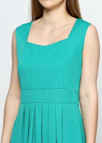 Зеленое кэжуал платье Ds Fashion однотонное