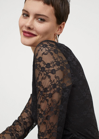 Черное вечернее платье H&M однотонное