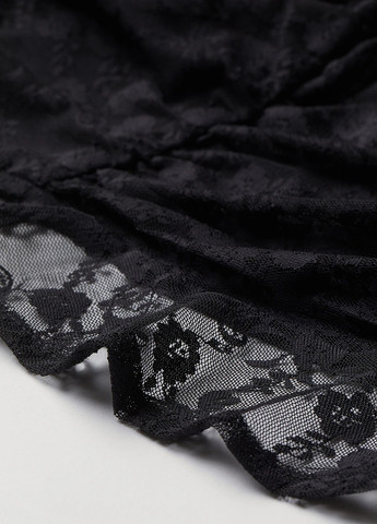 Черное вечернее платье H&M однотонное