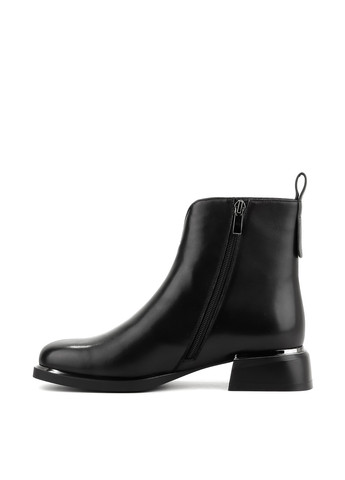 Осенние ботинки челси Le'BERDES без декора