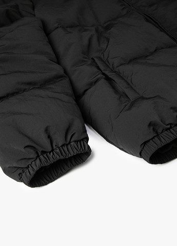 Чорна демісезонна куртка KOTON