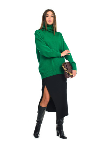 Зеленый свитер оверсайз с высоким воротником-стойка. SVTR