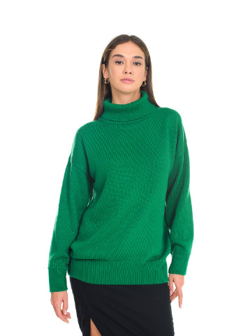 Зеленый свитер оверсайз с высоким воротником-стойка. SVTR