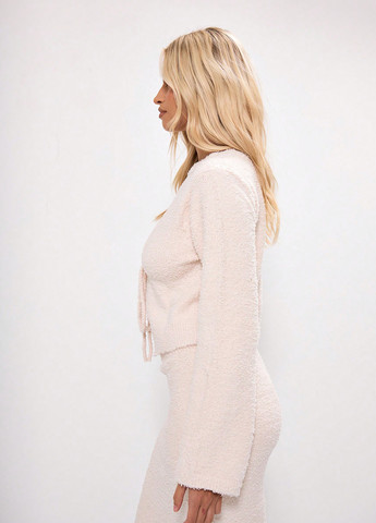 Кремовый демисезонный свитер SHEIN