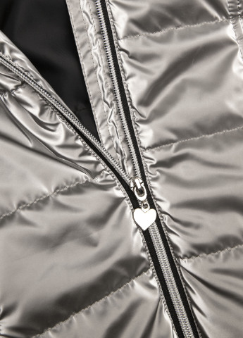 Серебряная куртка Coccodrillo