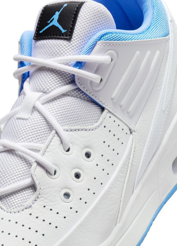 Білі Осінні кросівки dz4353-104 Jordan MAX AURA 5