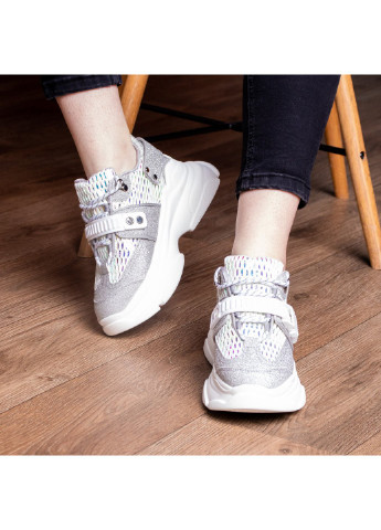 Срібні осінні жіночі кросівки dorky 1707 36 23 см срібло Fashion