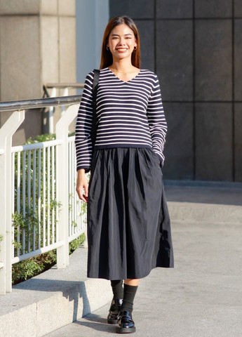 Темно-синій демісезонний пуловер пуловер Uniqlo