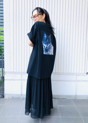 Черная футболка Uniqlo