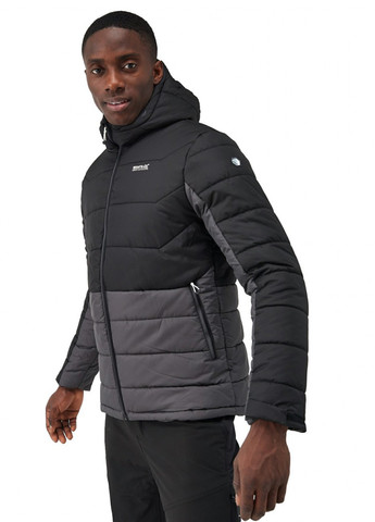 Черная зимняя куртка Regatta Nevado VI