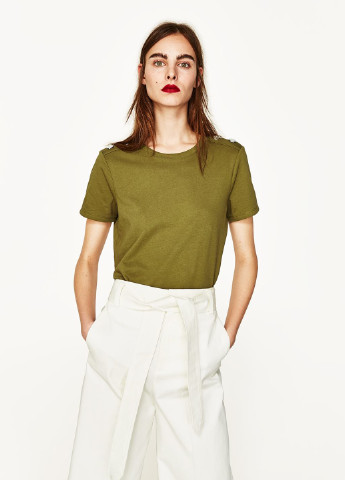 Хаки (оливковая) летняя футболка Zara