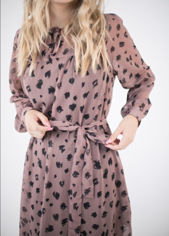 Бежевое кэжуал платье из штапеля колокол BeART с животным (анималистичным) принтом