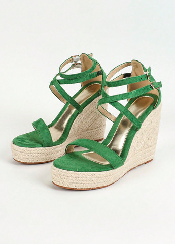 Зеленые босоножки SHEIN с ремешком